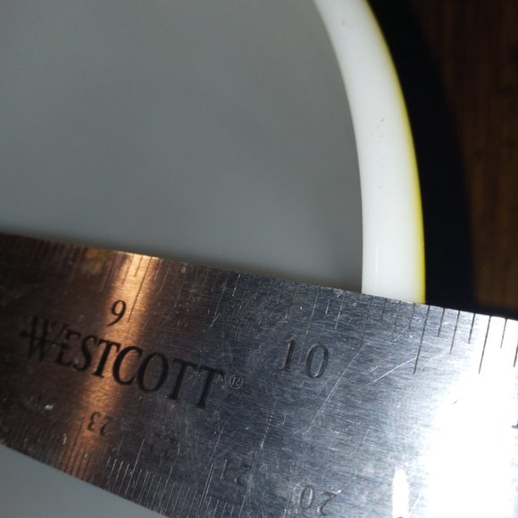 Mixing bowl Pyrex Yellow Vintage 1940's Over 3#'s 10"s across Pre-Loved - Picture 9 of 10